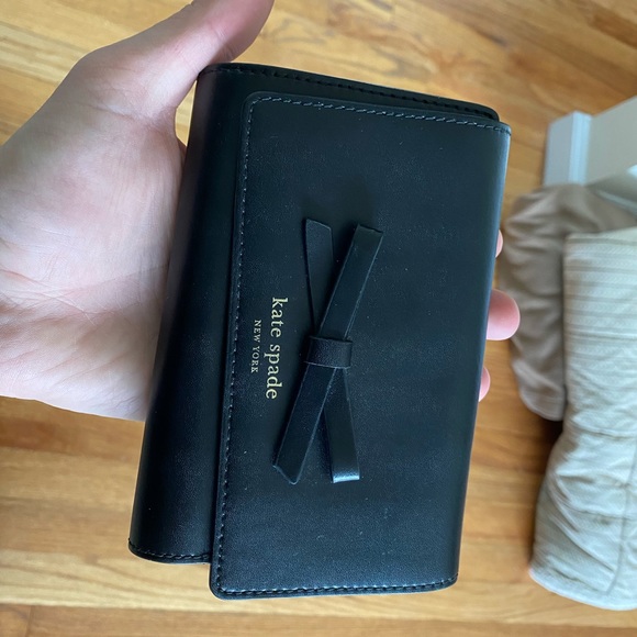Kate spade wallet - Picture 1 of 4